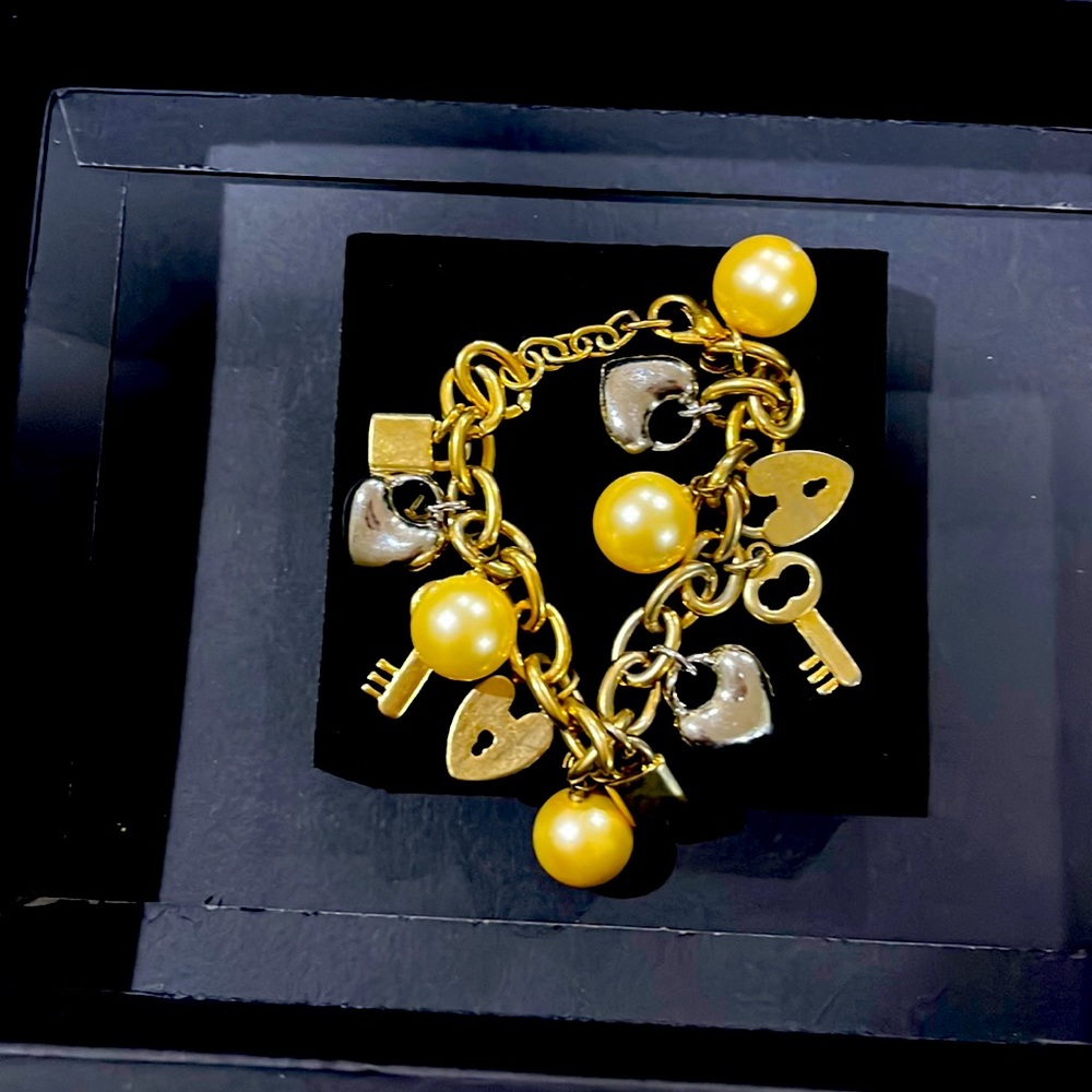 Onebof A Kind Bracelet! Pearls N Hearts N Keys